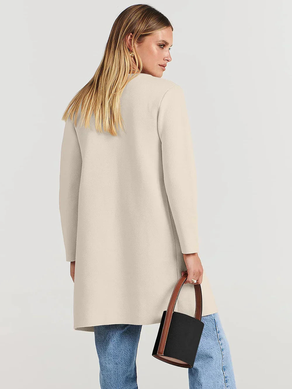 Elfriede | Elegant og Sofistikeret Lang Frakke