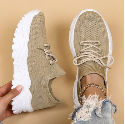 Lise | Stilfulde Letvægts Hvide Sneakers