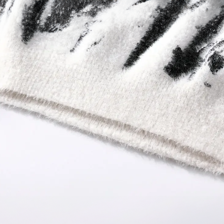 Jorun | Stilfuld Abstract Print Sweater