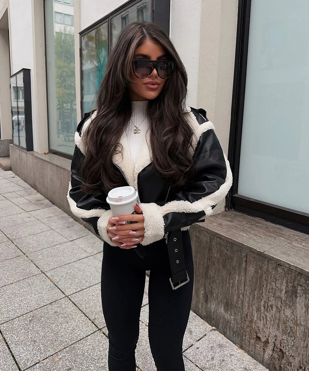 Yrsa | Stilfuld Shearling-Fodret Jakke
