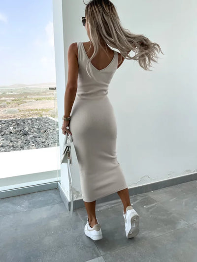 Dupont | Stilfuldt Off-Shoulder Crop Top og Midi Nederdel Sæt