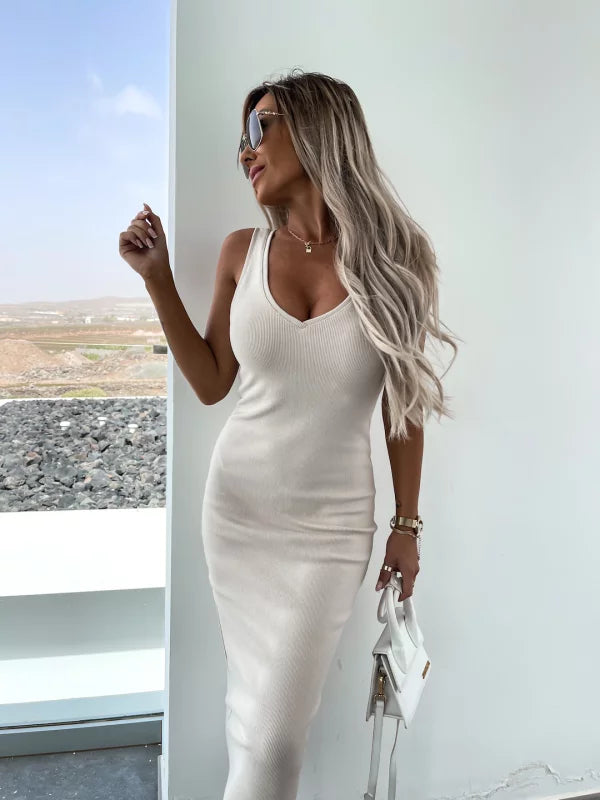 Dupont | Stilfuldt Off-Shoulder Crop Top og Midi Nederdel Sæt