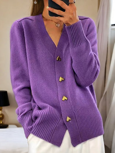 Alvhilde | Stilfuld V-hals Cardigan med Knapper