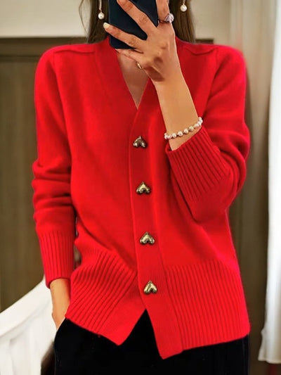 Alvhilde | Stilfuld V-hals Cardigan med Knapper